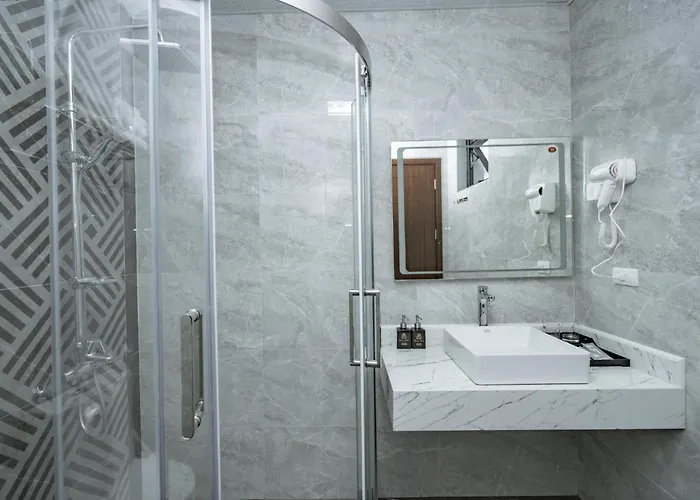 Luxury Palace 3*