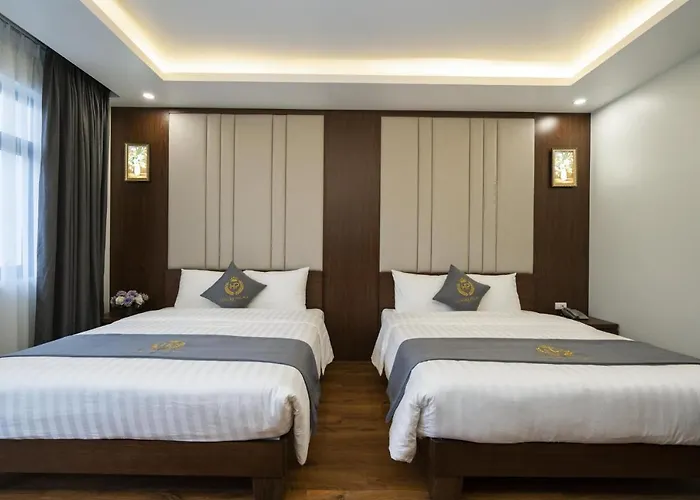 Luxury Palace Khách sạn 3*