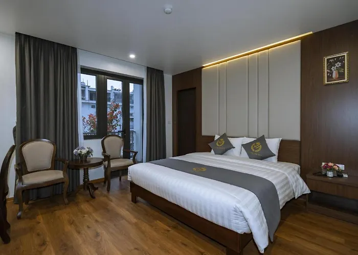 Luxury Palace Hotel 3*